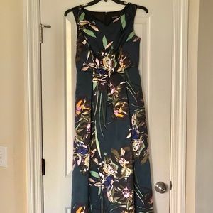 Ellen Tracy Floor length evening gown